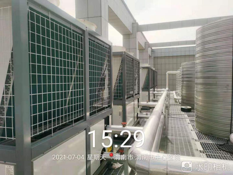 渭南市中心醫院80噸熱水，綜合樓4臺30匹＋住院樓4臺10匹