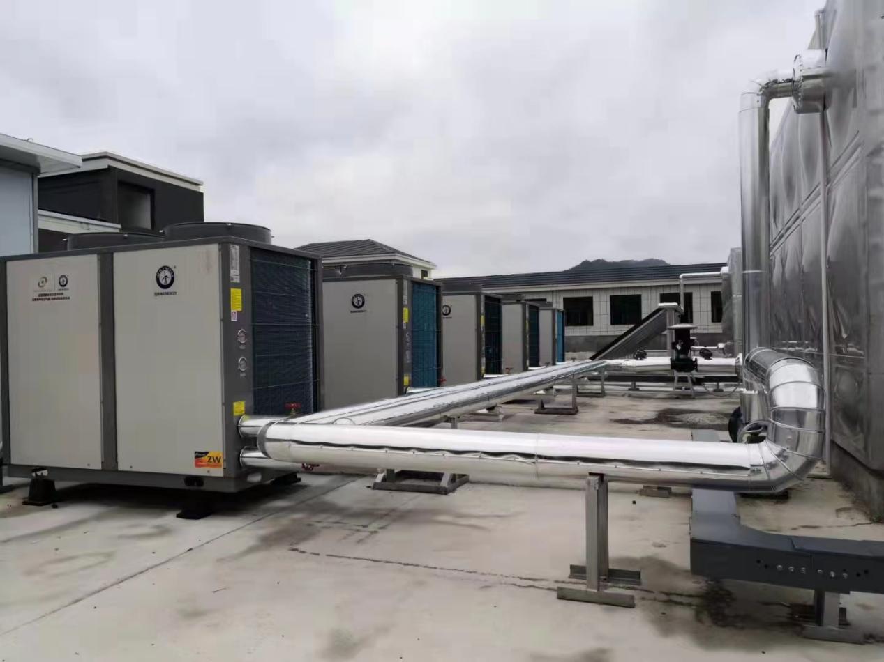 湖北省利川市利川生物醫藥產(chǎn)業(yè)園空氣能140噸熱水項目