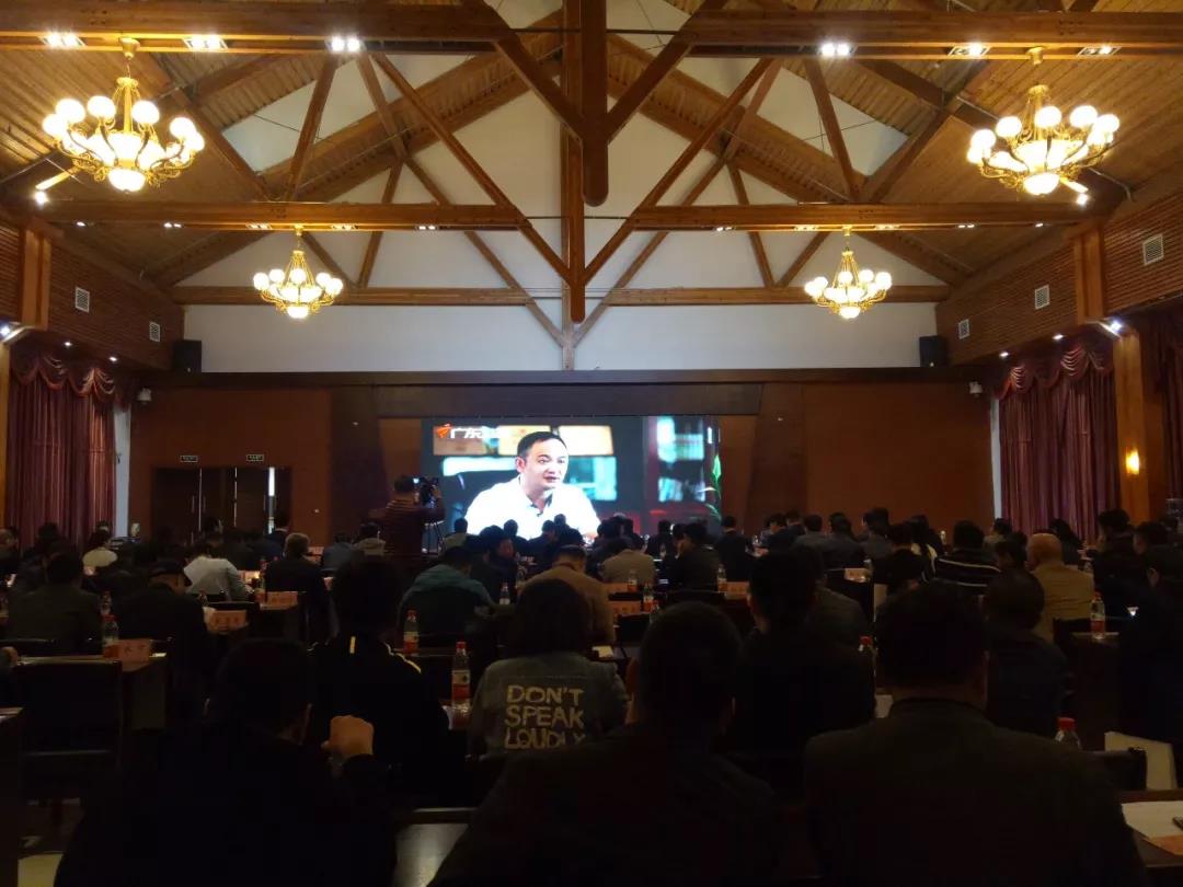 2018年冬季清潔供暖研討會(huì )和展覽會(huì )”在河北成功舉辦