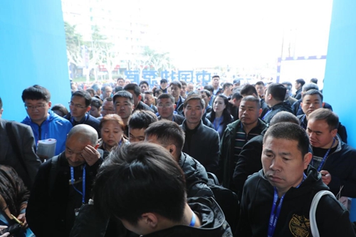 紐恩泰智匯·變頻空氣能采暖熱泵閃耀第九屆中國熱泵展