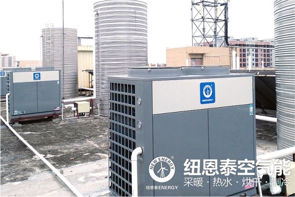 空氣能熱泵熱水工程普及，學(xué)校酒店醫院受惠最大