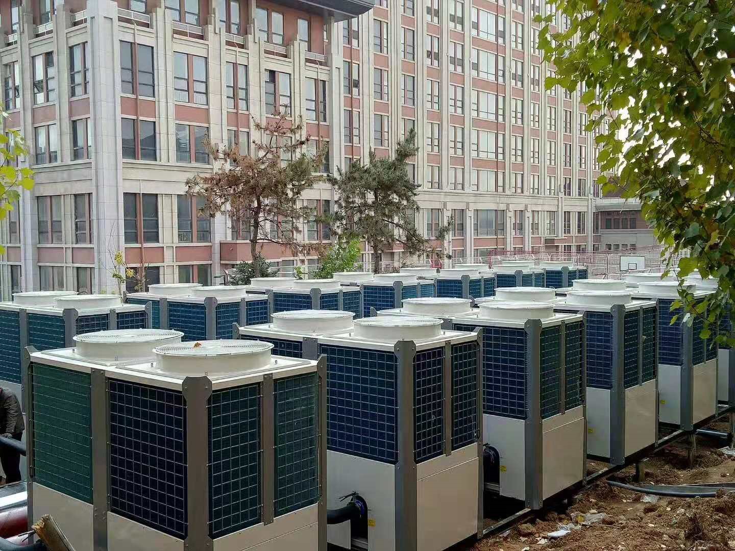 和燃氣鍋爐比，空氣能熱泵到底有多節能？