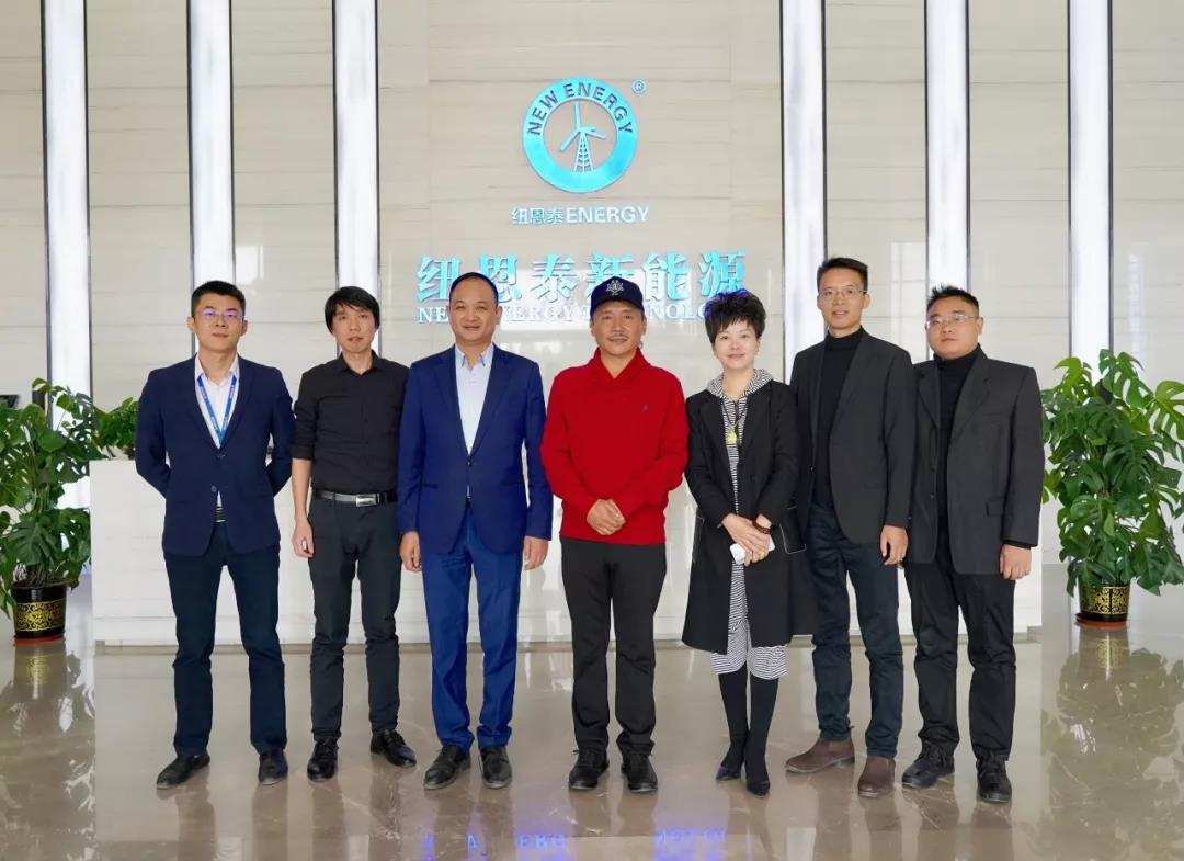 著(zhù)名民族歌唱家容中爾甲老師一行蒞臨紐恩泰達成合作成為藏區清潔采暖的先行領(lǐng)路人！