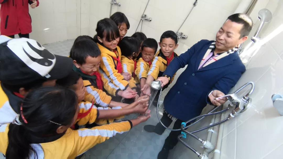 空氣源熱泵熱水機組