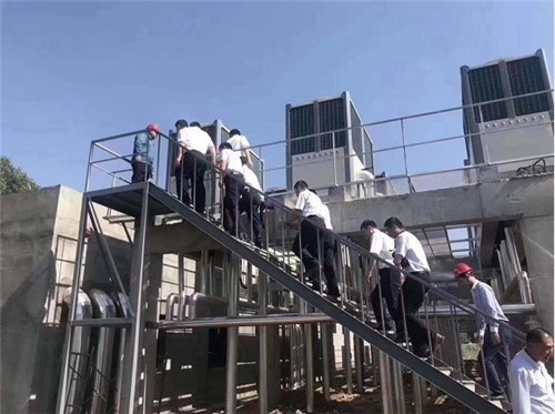 空氣能熱泵冷暖