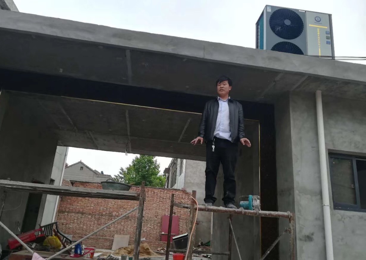 河南周口一農村平房新裝修，采用紐恩泰空氣源熱泵采暖